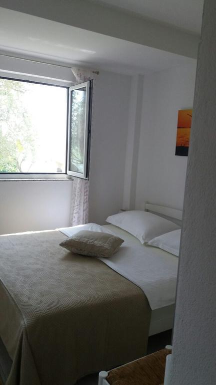 Apartman Mare Maslenica Esterno foto