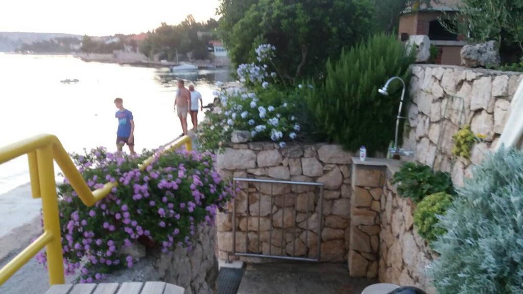 Apartman Mare Maslenica Esterno foto